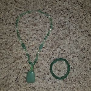 Green stone necklace/bracelet set